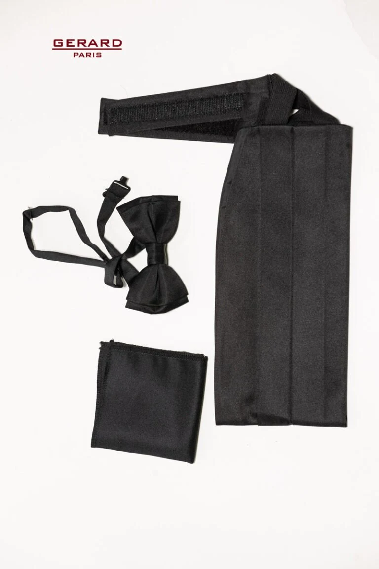 Schwarzes Set: Kummerbund, Fliege und Einstecktuch