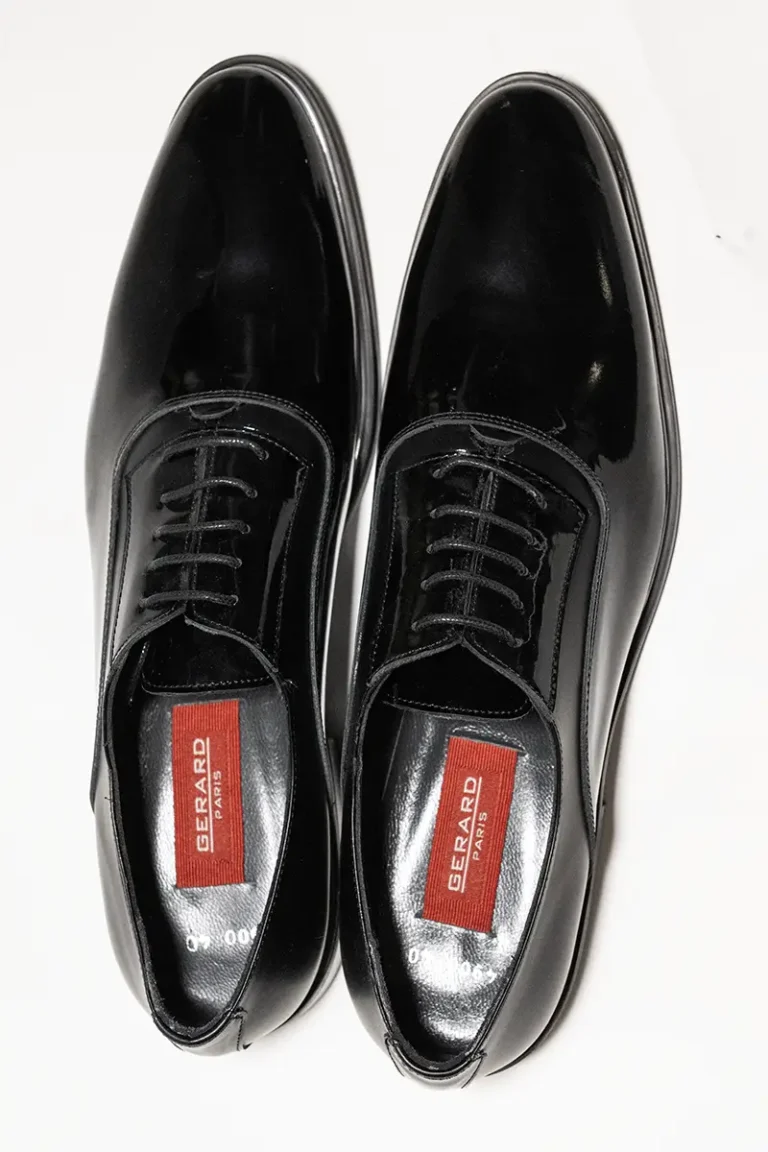 Schwarzer Lackschuh GERARD PARIS 01