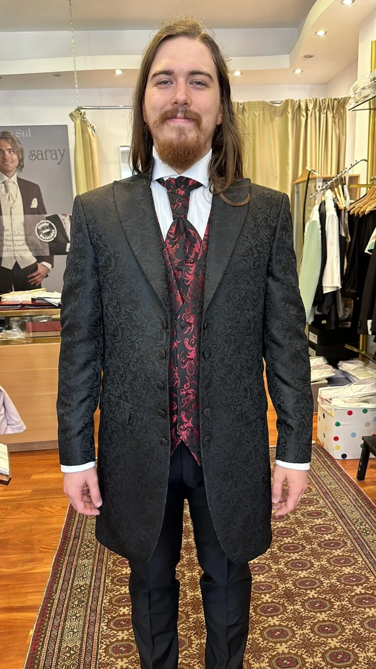 Kundenfoto aus unserer Hochzeitsmode 2